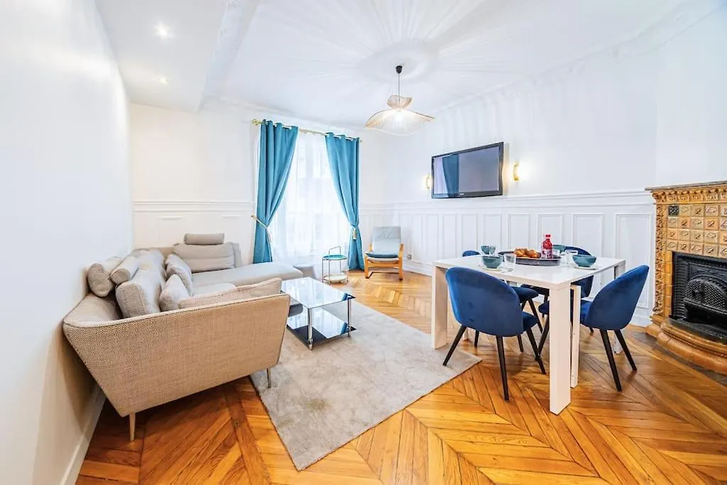 Appartement Haussmannien Proche Parc Des Princes Paris